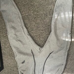 grey nike tech pants